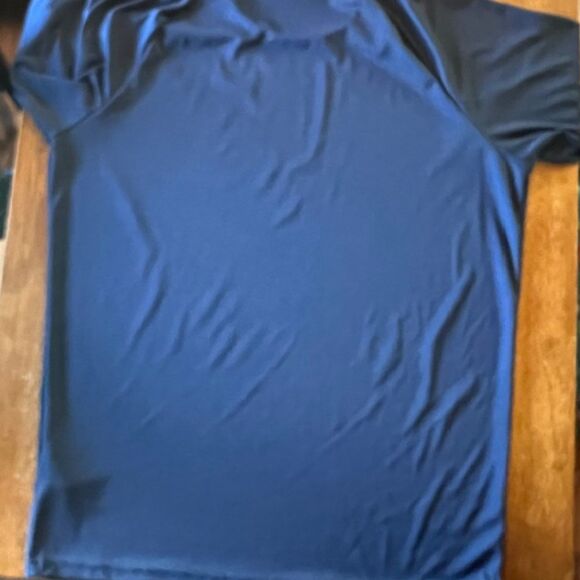 Nike Essential Short Sleeve Hydroguard Navy Swim Shirt Size S - Picture 3 of 5